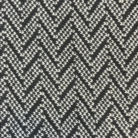 Amour Vert Herringbone Mini Sweater Dress Black Cream Small Like New 3/4 Sleeve - Picture 5 of 11